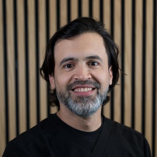 Dr. Raul
